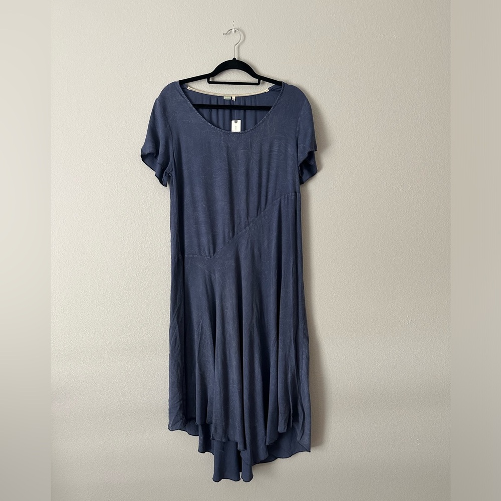 NWT Anthropologie Woman’s Midi Dress Blue Size M Summer Minimalist 100% Rayon
